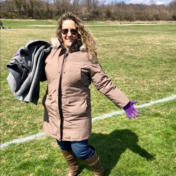 Meet your Posher, Jennifer - Picture 2 of 4